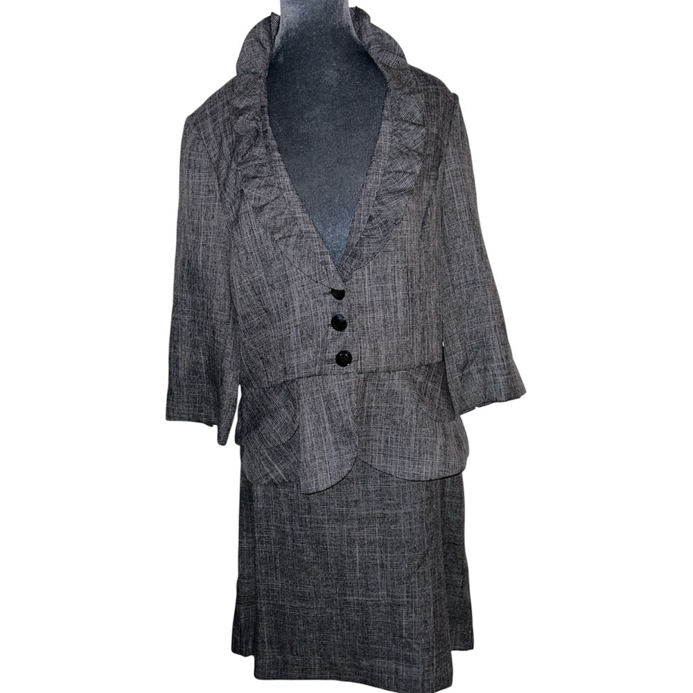 T Milano 2 piece wrinkle resistant polyester career wear with feminine touch